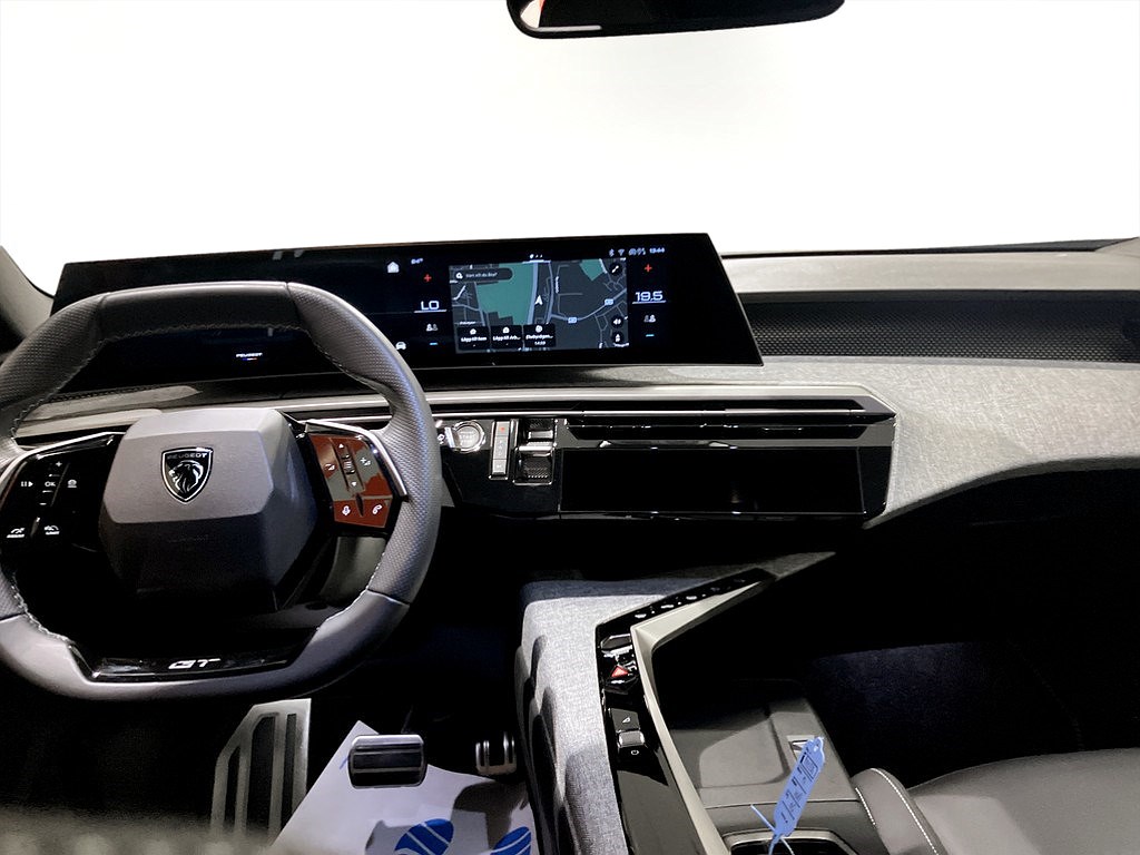Bild på GT Hybrid 145hk Aut - 360-KAMERA, CARPLAY