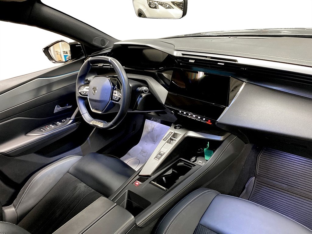 Bild på GT 1.2 PT 130hk Aut - B-KAMERA, ELSTOL