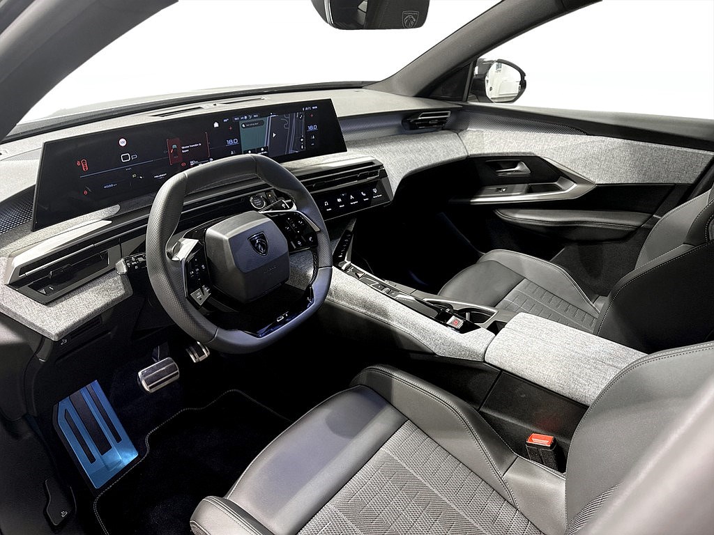 Bild på GT Hybrid 145hk Aut - B-KAMERA,CARPLAY,NAV