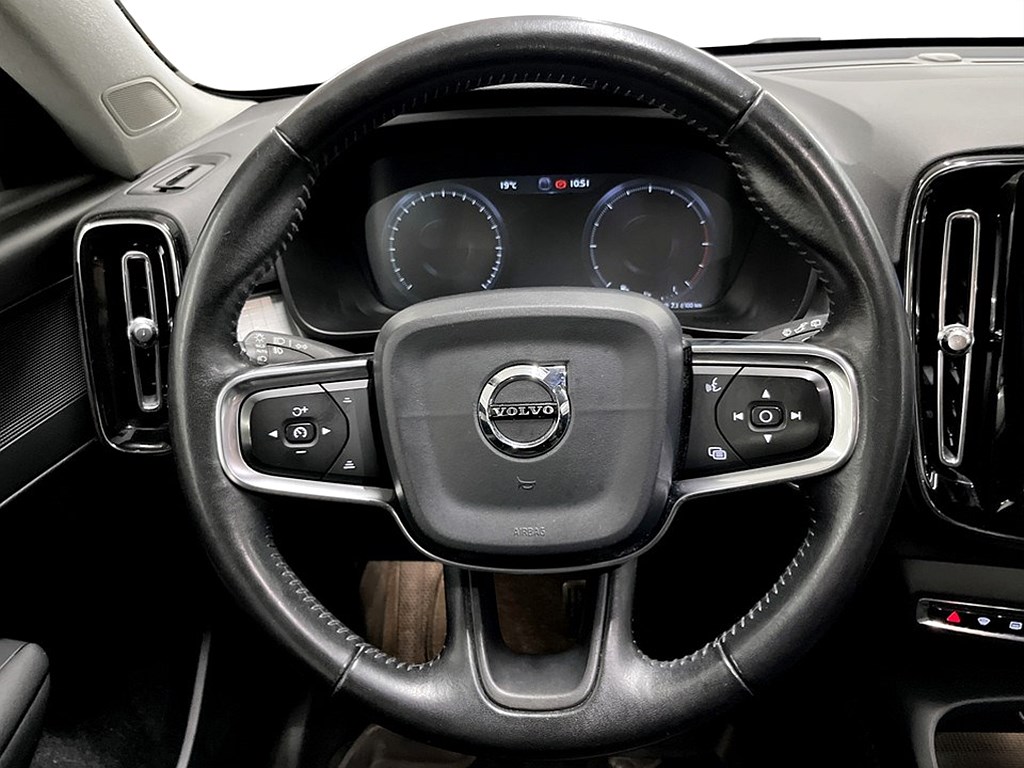Bild på Momentum D4 Geartronic 150hk Aut - CARPLAY, P-SENSORER