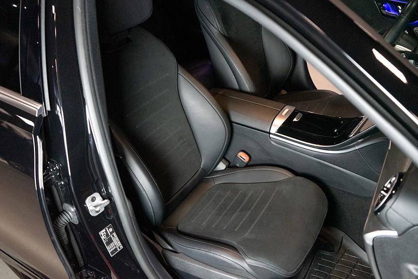 Mercedes-Benz C 300 e AMG Premium 313hk