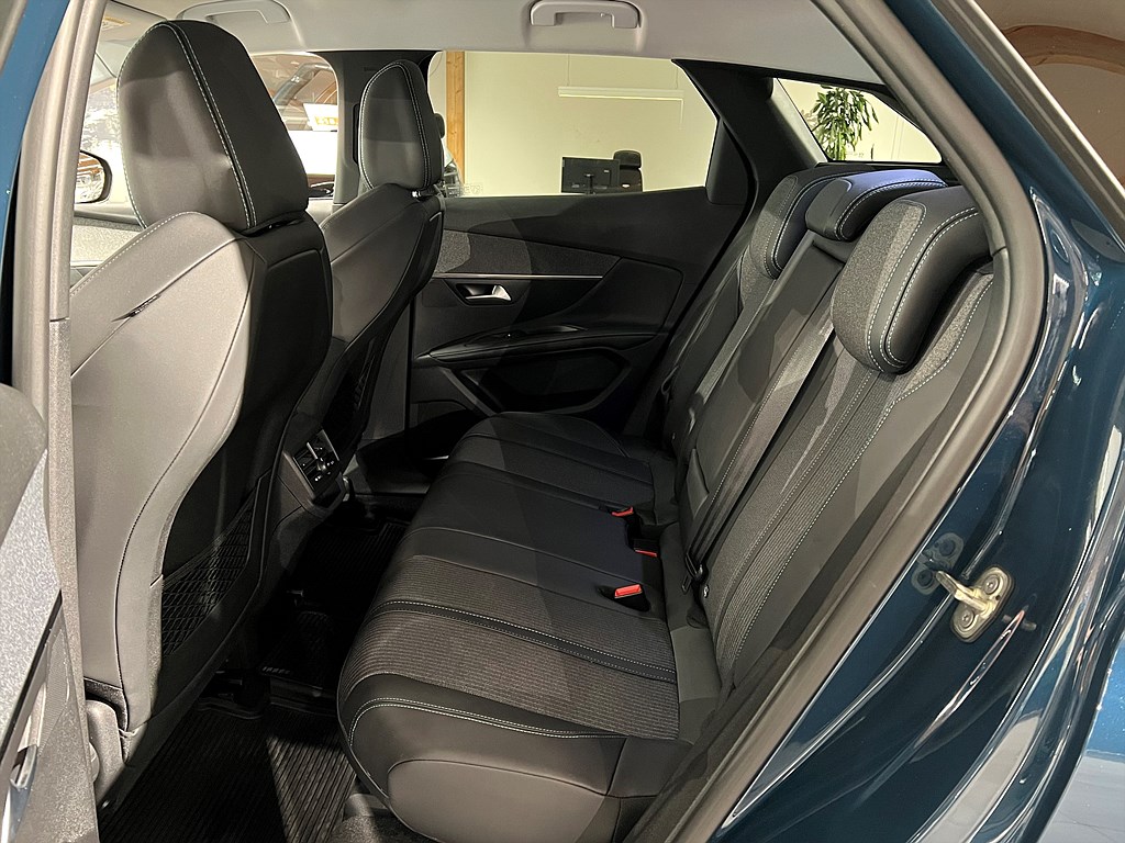 Bild på Allure Pack 1.2 PT 130hk Aut - NAV, B-KAMERA, CARPLAY
