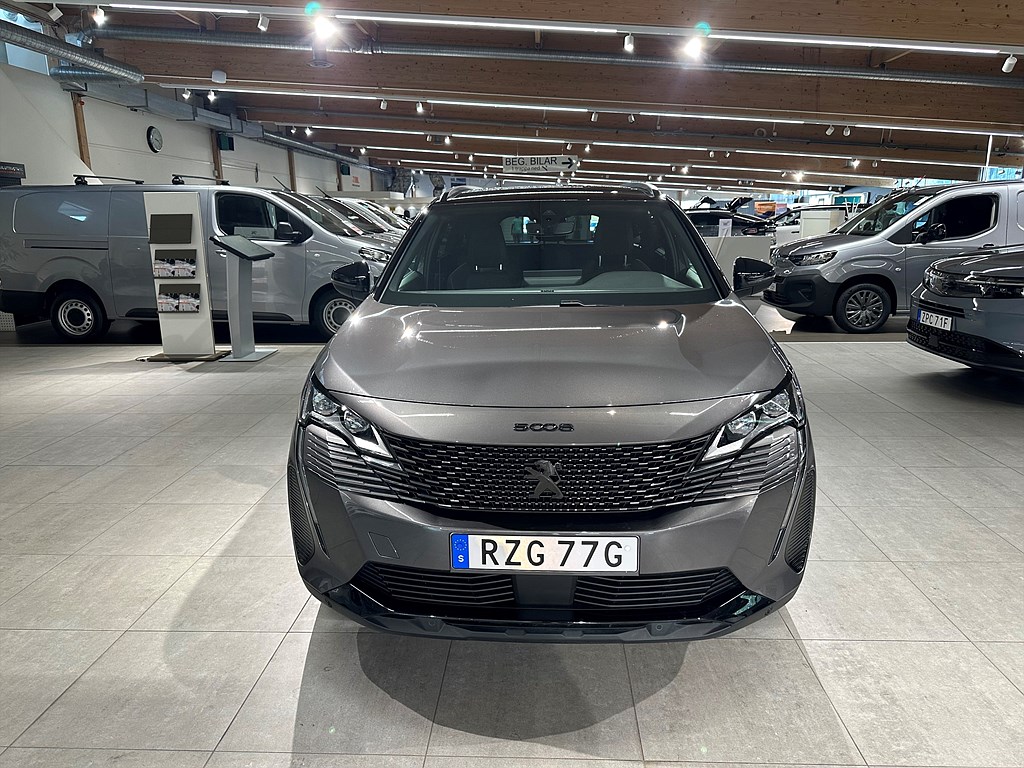 Bild på GT Black Pack 1.2 PT 130hk Aut - CARPLAY, B-KAMERA