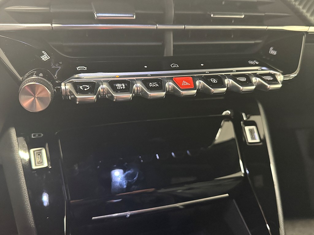 Bild på Allure 1.2 PT 130hk - B-KAMERA, CARPLAY, FARTHÅLLARE