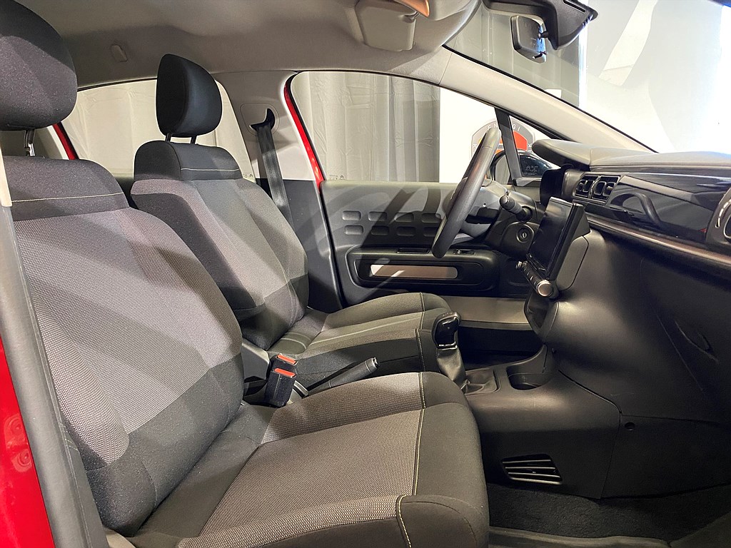 Bild på Feel 1.2 PT 82hk - CARPLAY, NAV
