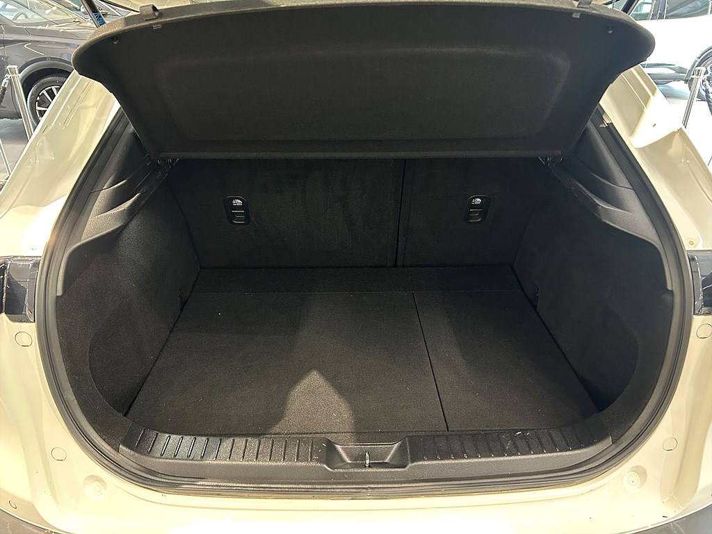 Bild på Sky 2.0 SKYACTIV-X M 150hk - B-KAMERA, CARPLAY