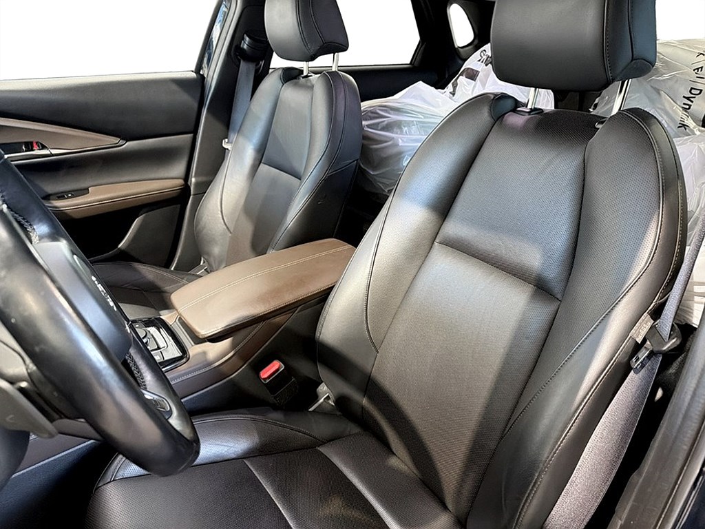 Bild på Cosmo 2.0 SKYACTIV-X M Hybrid 150hk Aut - B-KAMERA, NAVI