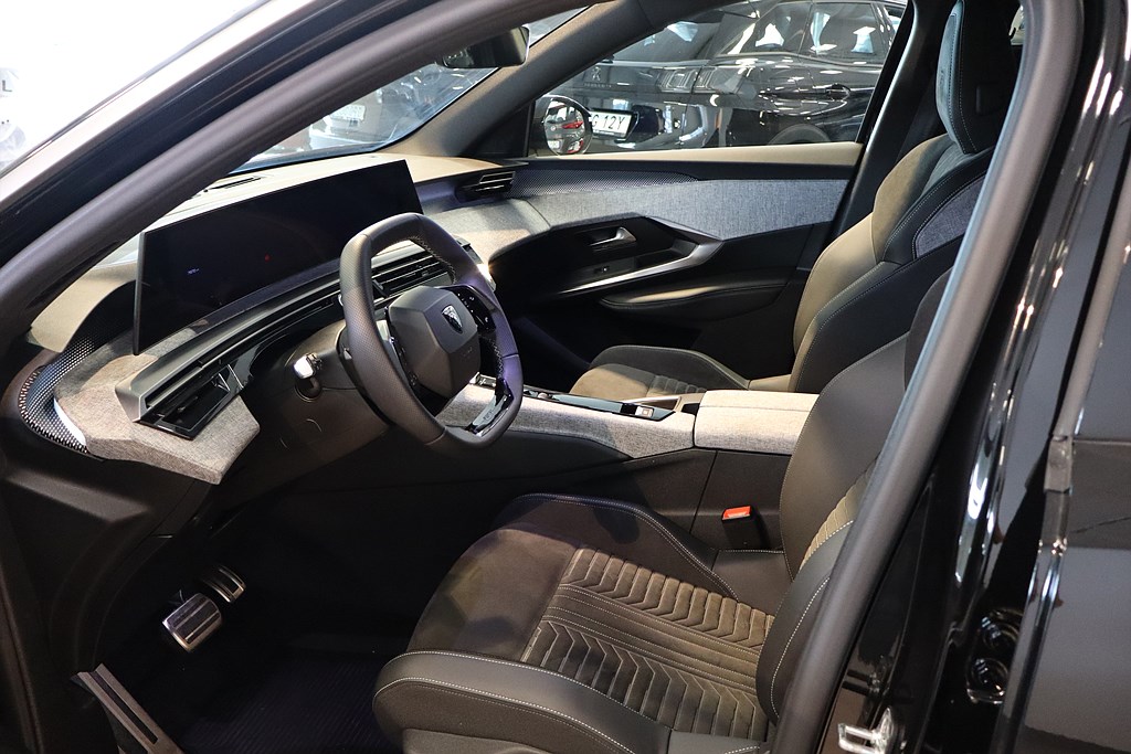 Bild på GT HYBRID 145hk Aut - 7-SITS,360-KAMERA