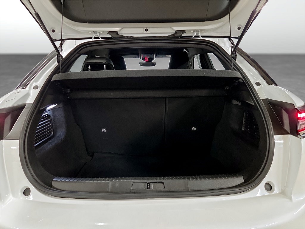 Bild på Exclusive E-tense 50kWh 136hk Aut - B-KAMERA, CARPLAY