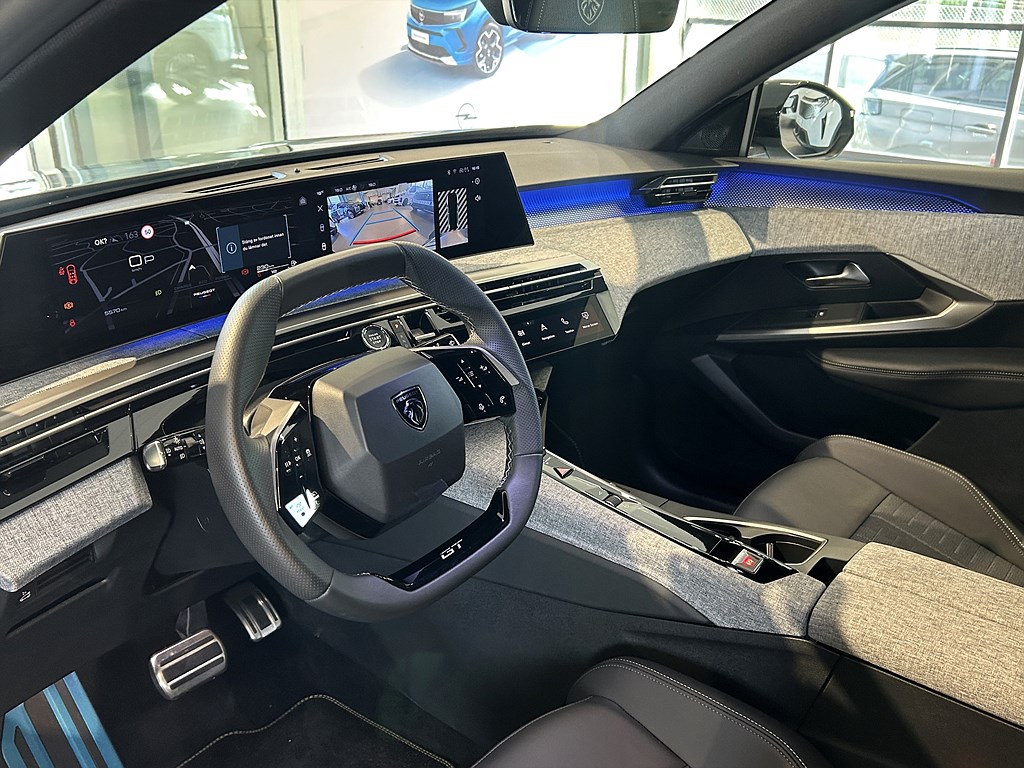 Bild på GT Hybrid 145hk Aut - B-KAMERA,CARPLAY,NAV