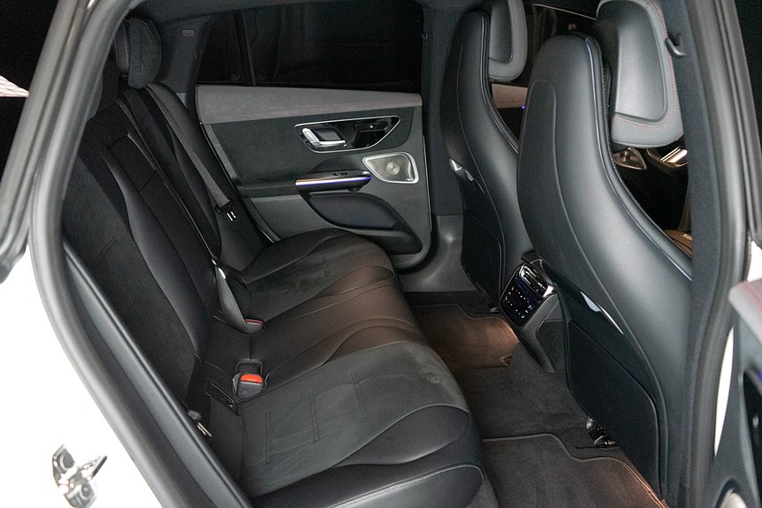 Mercedes-Benz EQE 350+ AMG 292hk