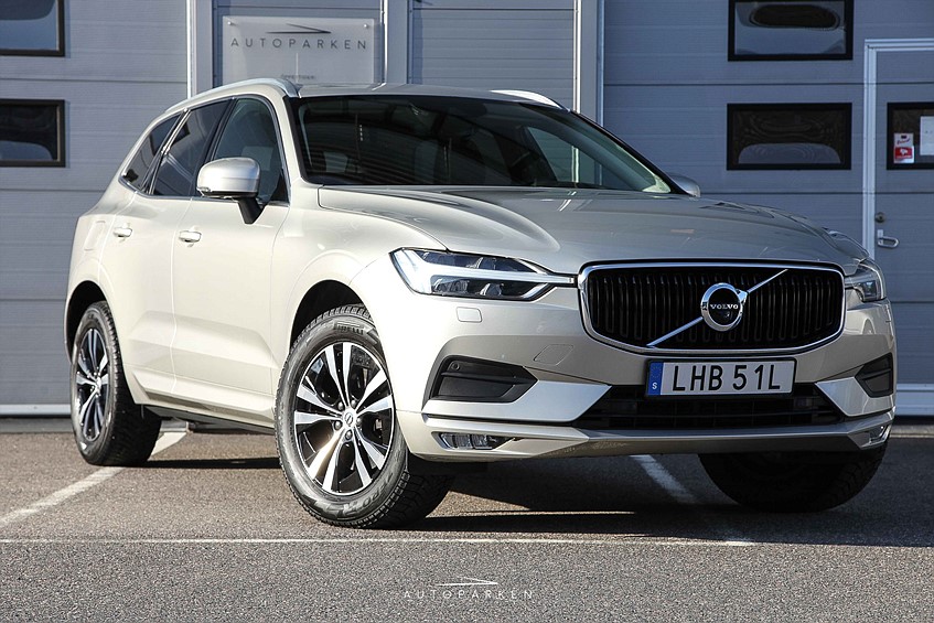 Volvo XC60 B4 AWD Momentum Advanced