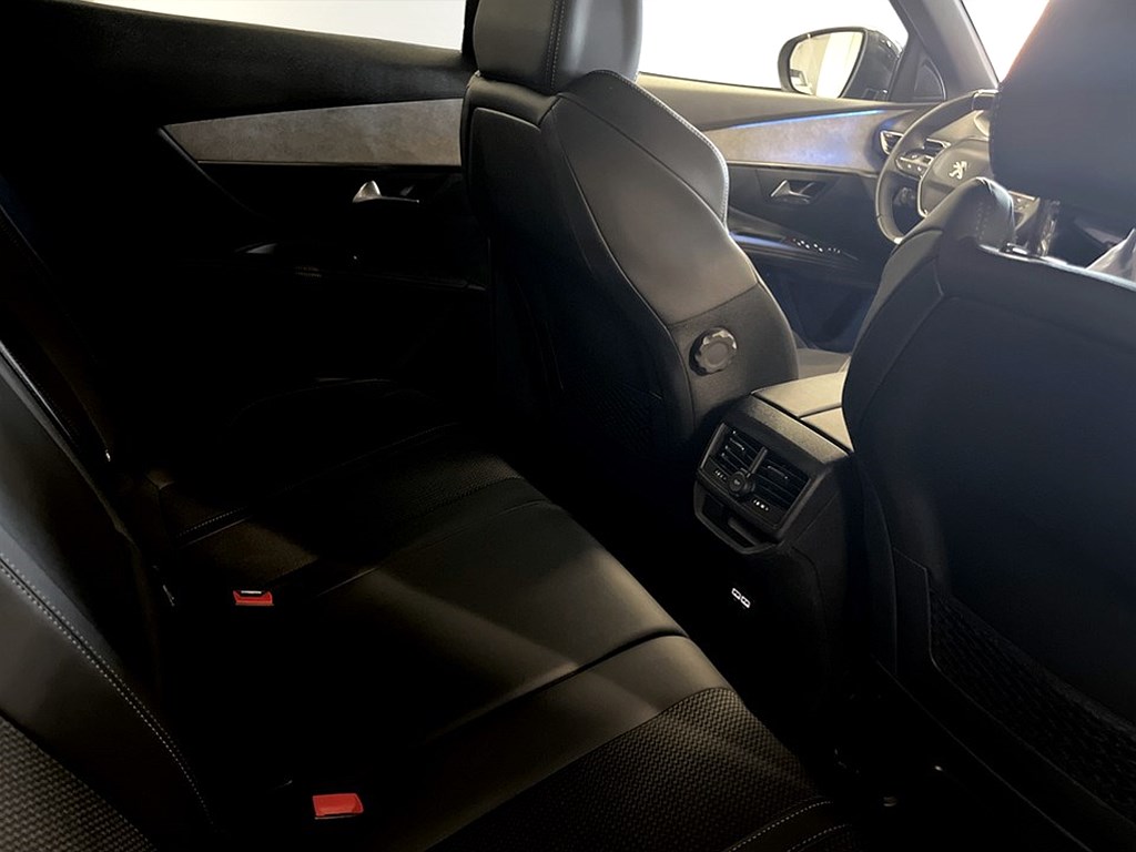 Bild på GT 1.2 PT 130hk Aut - B-KAMERA, CARPLAY