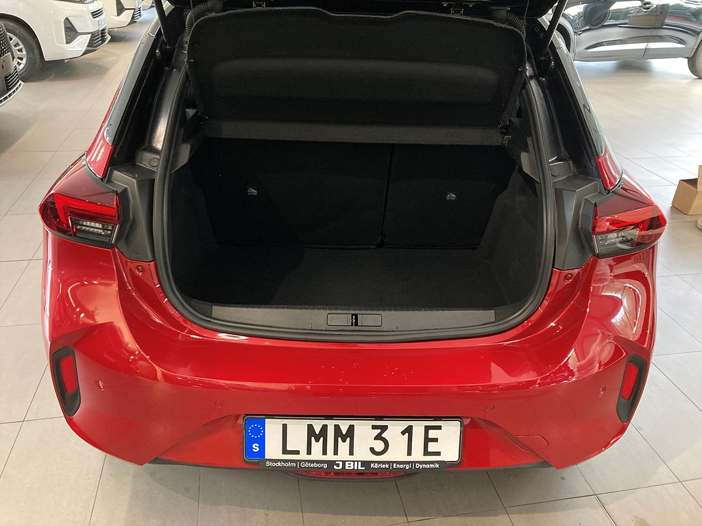 Bild på Ultimate 50kWh 136hk Aut - B-KAMERA,CARPLAY,NAV