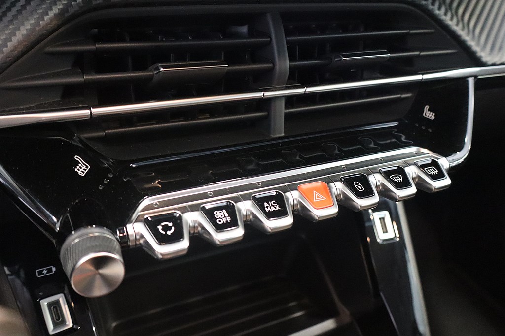 Bild på Active Pack 50kWh 136hk Aut - CARPLAY, BACKSENSORER