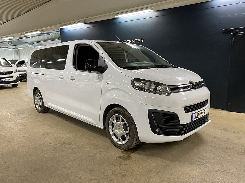 Bild på 75kWh 136hk Aut - 9-SITS, B-KAMERA