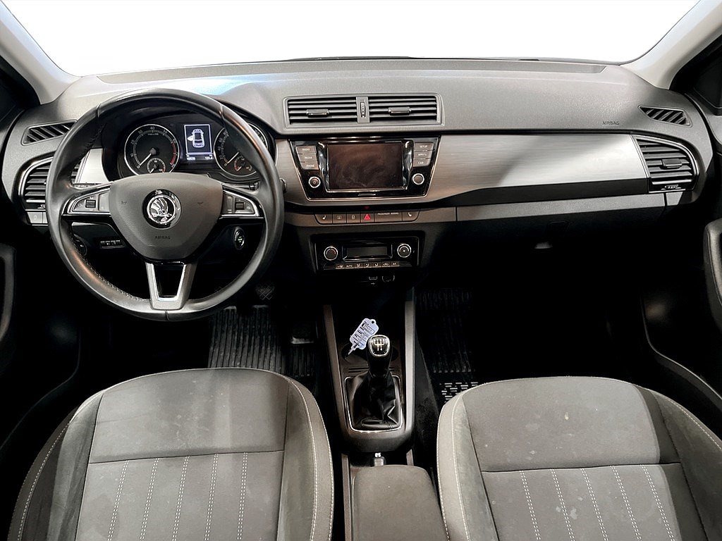 Bild på Style 1.0 TSI 95hk - CARPLAY, P-SENSORER BAK