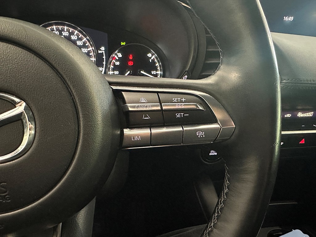 Bild på Hatchback 2.0 SKYACTIV-X M Hybrid 150hk Aut - B-KAMERA,CARPLAY
