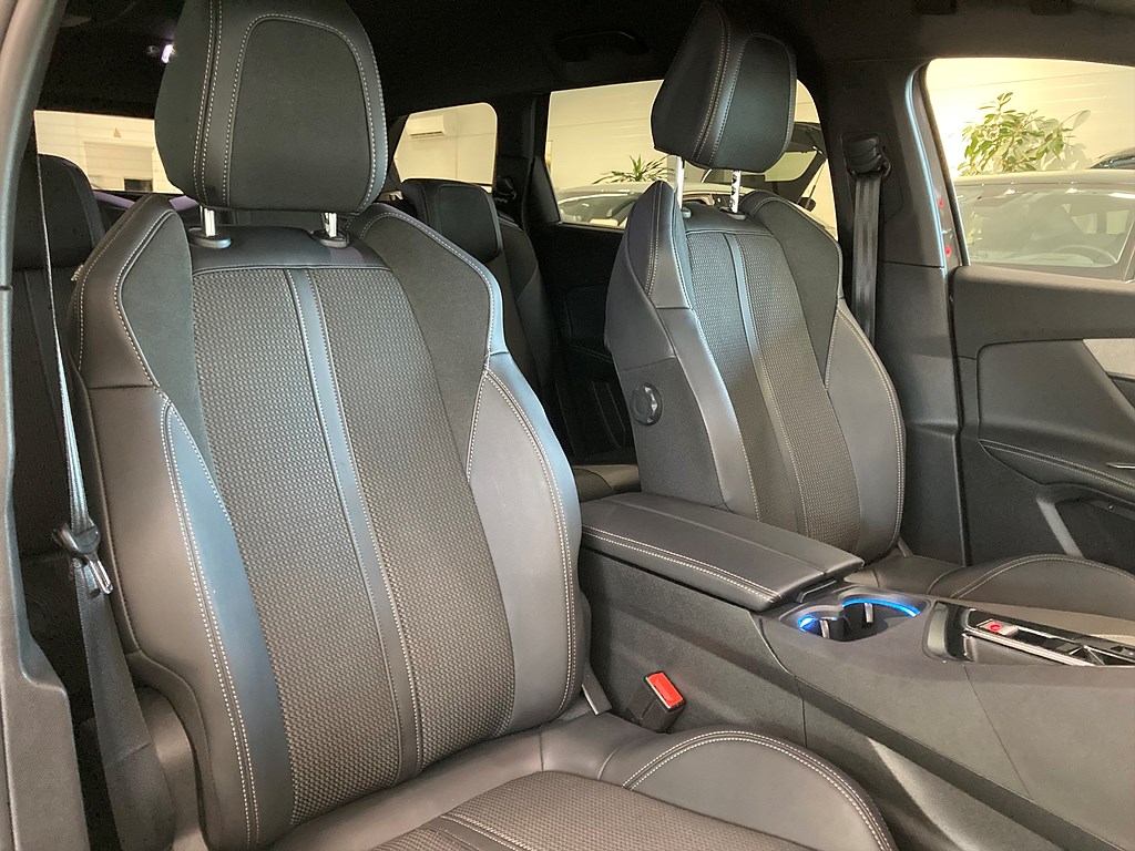 Bild på GT 1.2 PT 130hk Aut - 7-SITS,B-KAMERA,CARPLAY