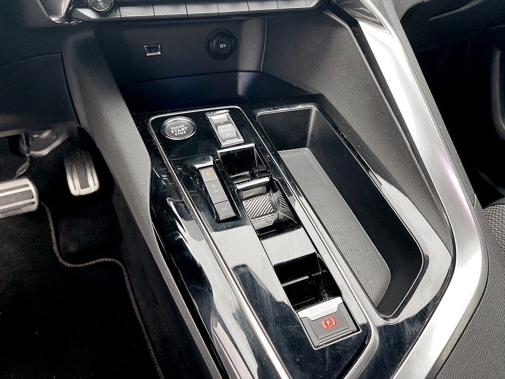 Bild på GT 1.2 PT 130hk Aut - 7-SITS,B-KAMERA,CARPLAY