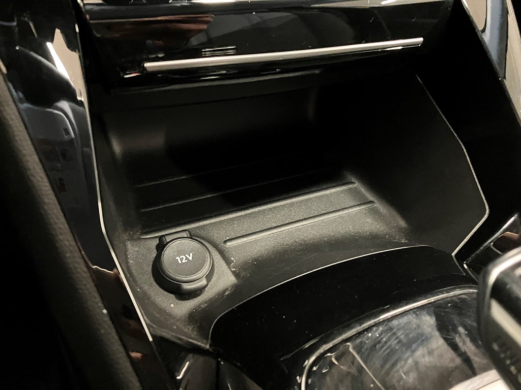 Bild på Allure Pack 1.2 PT 100hk Aut - B-KAMERA, CARPLAY