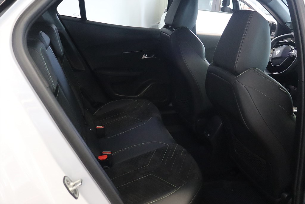 Bild på GT 1.2 PT 130hk Aut - B-KAMERA, CARPLAY, NAVI