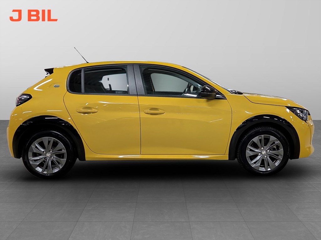 Bild på Active Pack 50kWh 136hk Aut - CARPLAY, NAVI