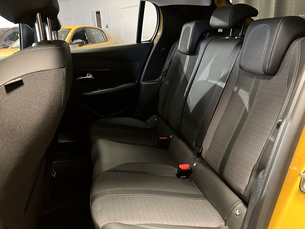 Bild på Allure Pack 1.2 PT 100hk Aut - B-KAMERA, CARPLAY