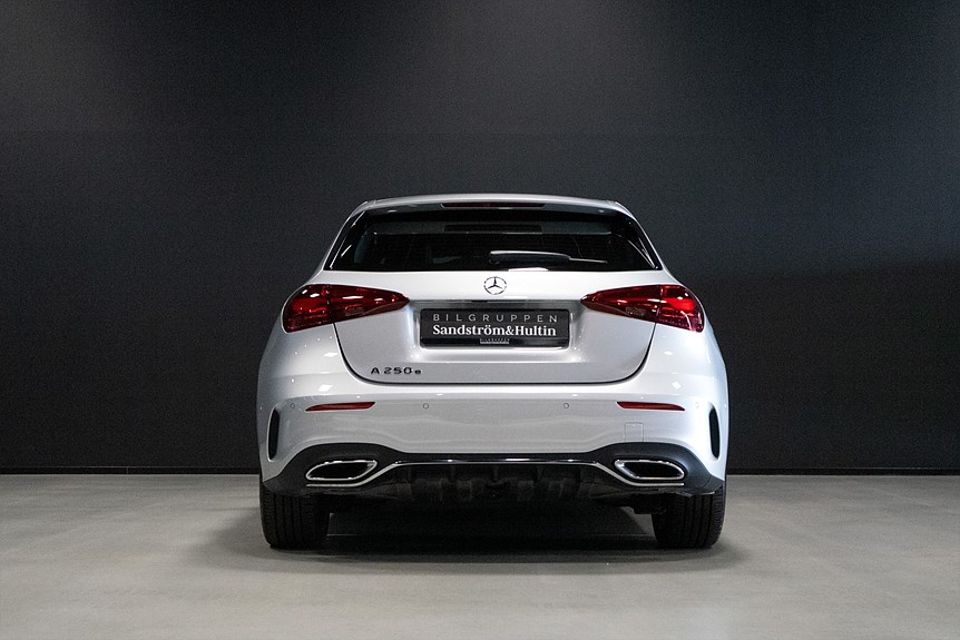 Mercedes-Benz A 250 e AMG Line Advanced Plus 218hk