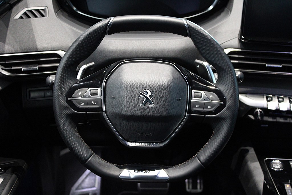 Bild på GT 1.2 PT 130hk Aut - 7-SITS,B-KAMERA,CARPLAY