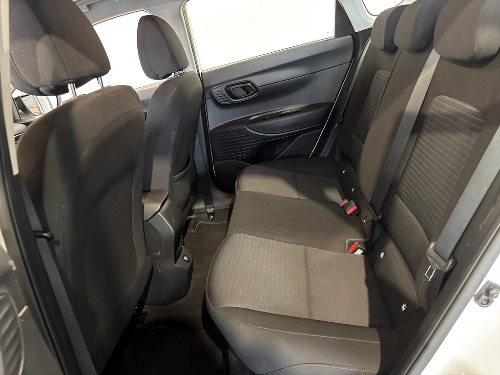 Bild på Essential 1.25 MPI 84hk - B-KAMERA, CARPLAY
