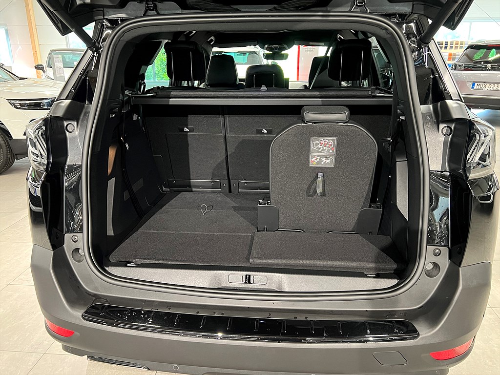 Bild på GT Black Pack 1.2 PT 130hk Aut - NAV, CARPLAY, M-BAKLUCKA