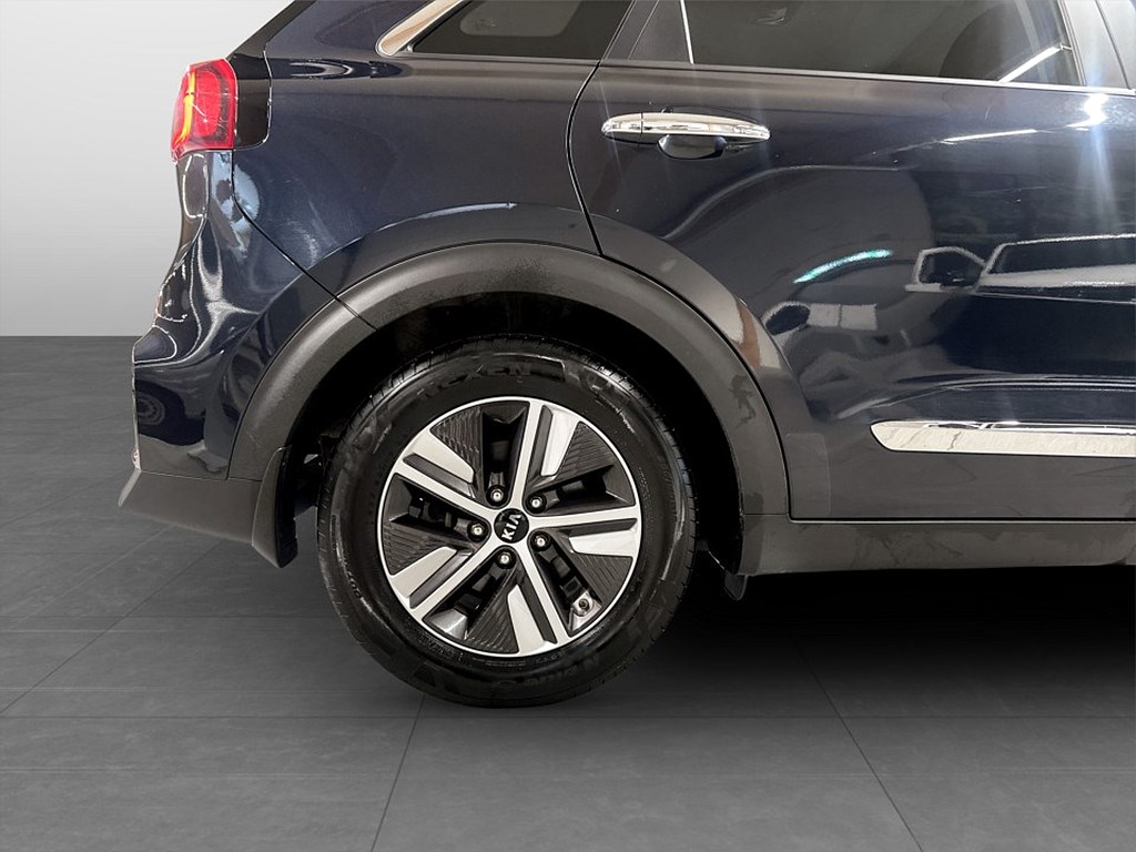 Bild på Advance Plus PHEV 1.6 141hk Aut - DRAG,M-VÄRM,B-KAM