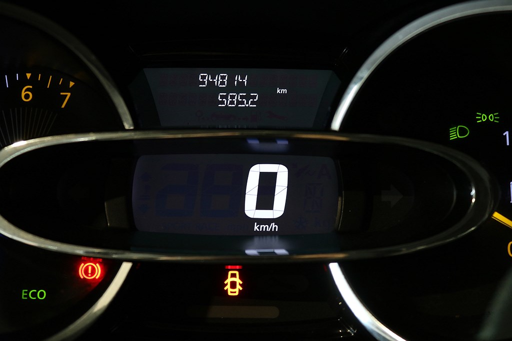 Bild på Energy Sport Tourer 0.9 TCe 90hk - MOTORVÄRMARE