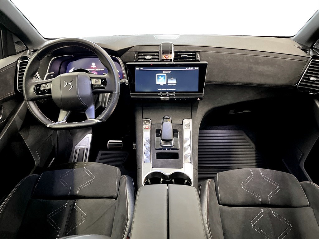 Bild på E-Tense Performance Line+ 300hk Aut AWD - 360-KAMERA, CARPLAY, M-VÄRM