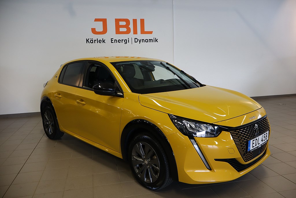 Bild på Allure Pack 50kWh 136hk ut - B-KAMERA, CARPLAY
