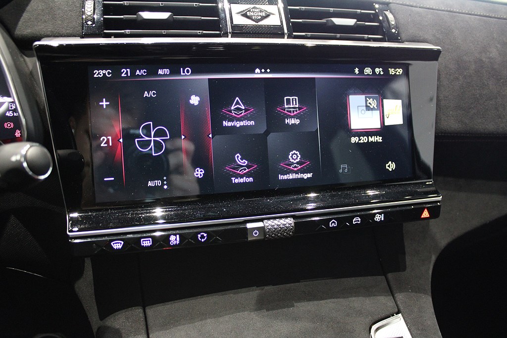 Bild på E-Tense Performance Line+ 300hk Aut AWD - B-KAMERA, ELSTOL