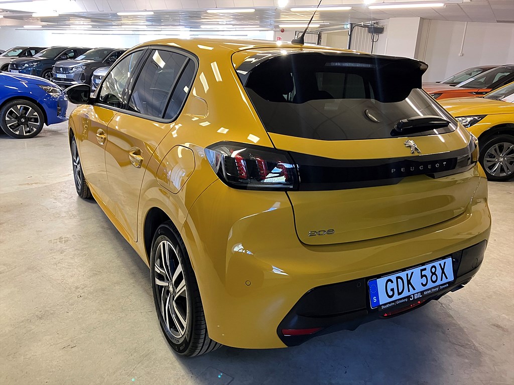 Bild på Allure Pack 1.2 PT 100hk Aut - B-KAMERA, CARPLAY