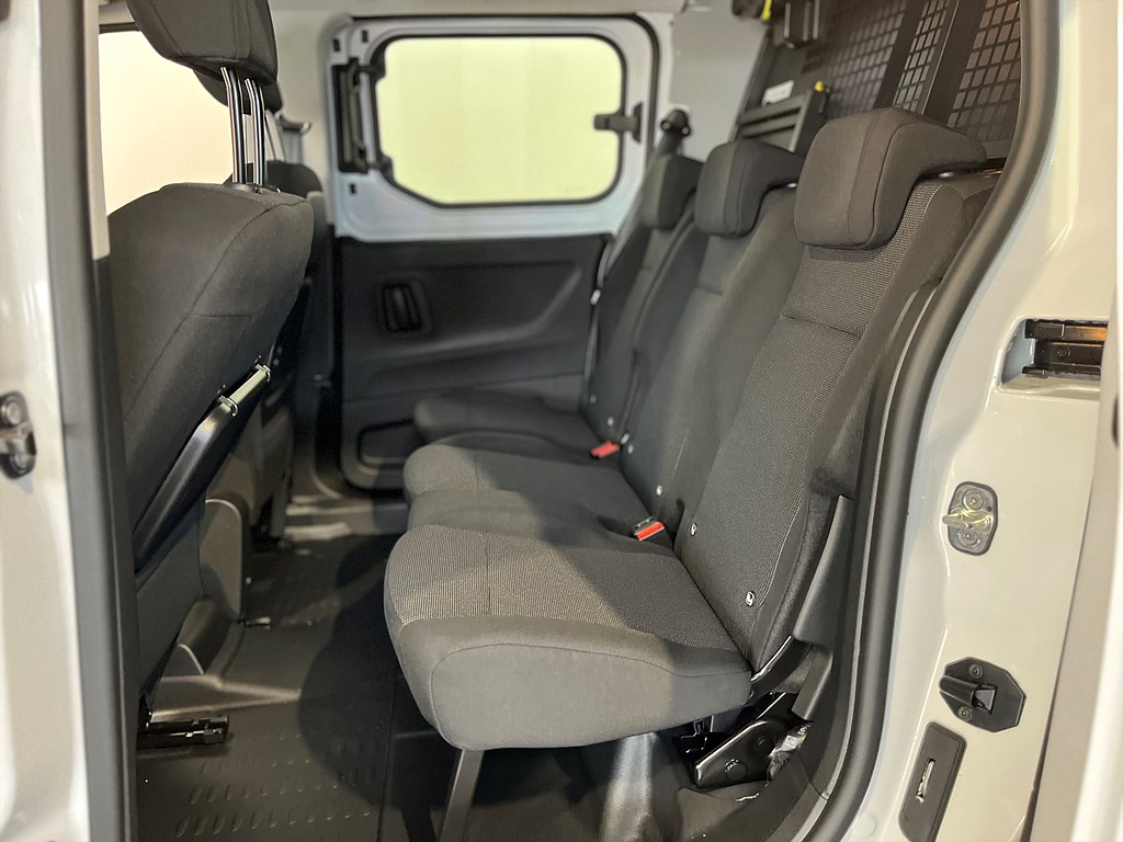 Bild på Crew Cab 130hk Aut - DEMO
