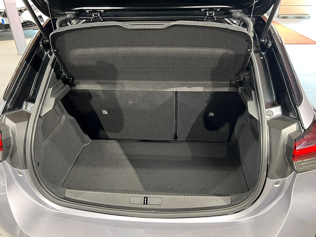 Bild på GSI 50kWh 136hk Aut - B-KAMERA, CARPLAY