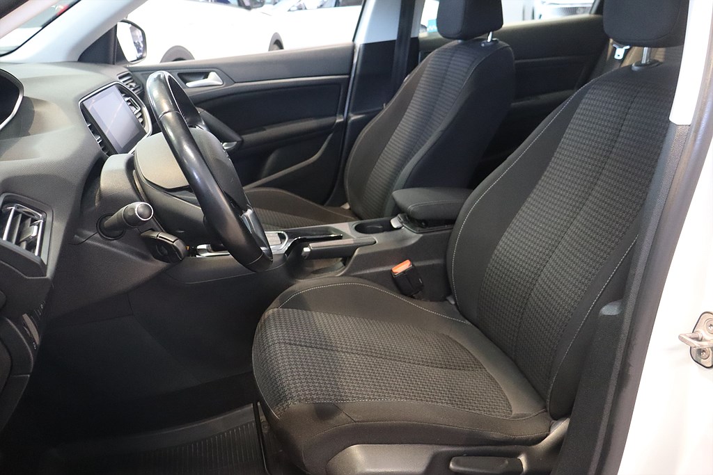 Bild på SW Active 1.2 PT 130hk Aut - CARPLAY,FARTHÅLLARE