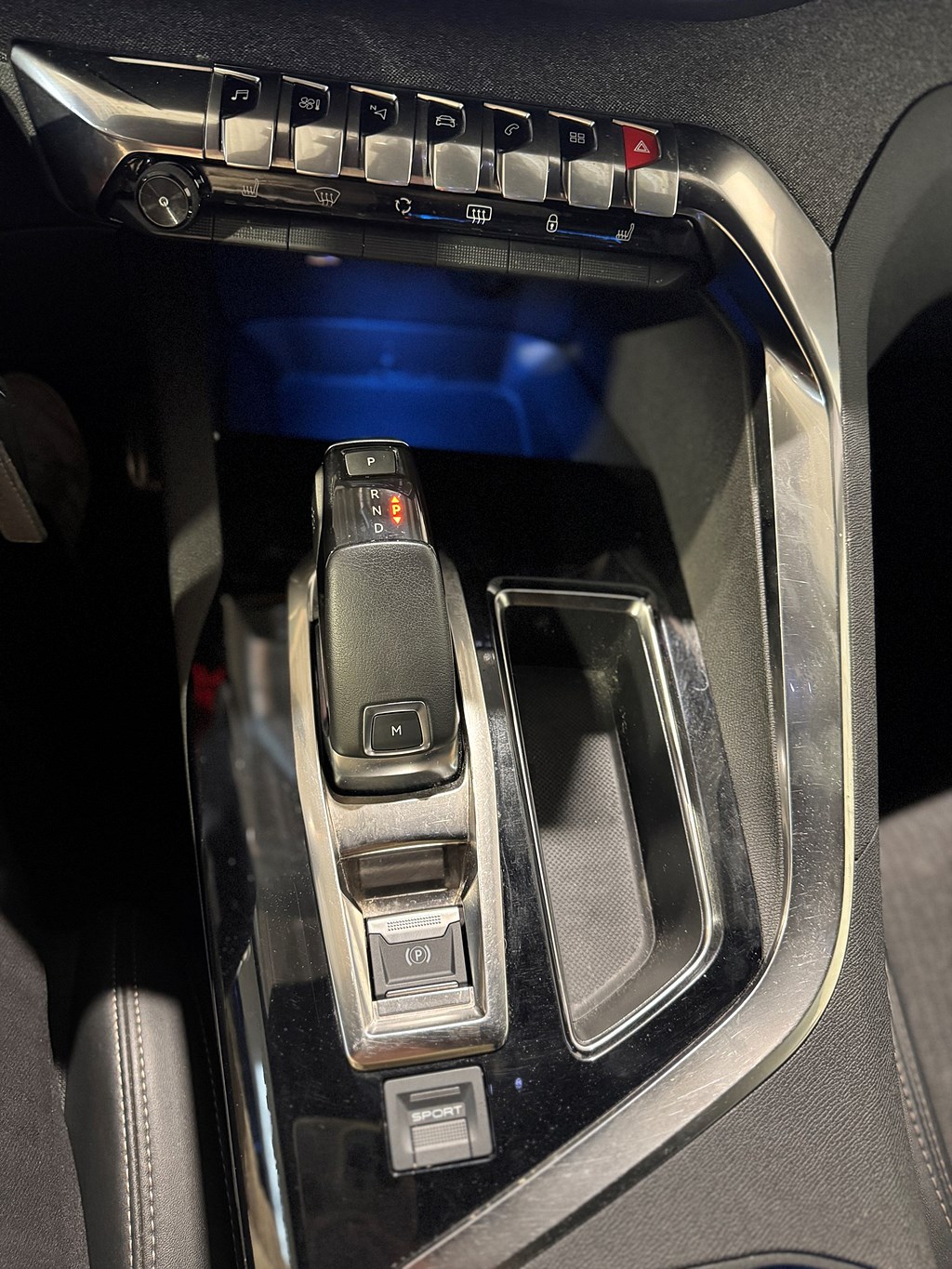 Bild på GT-LINE 1.5 BHDi 130hk Aut - CARPLAY, EN ÄGARE