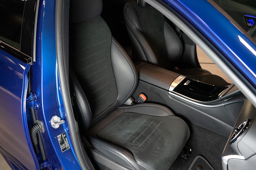 Mercedes C 300 e AMG Night Sedan 313hk