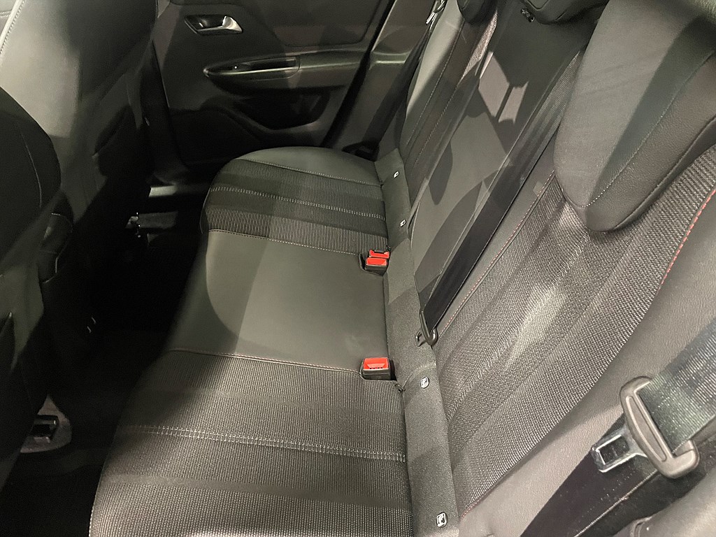 Bild på GS Line 1.2 PT 130hk Aut  - CARPLAY, BACKKAMERA