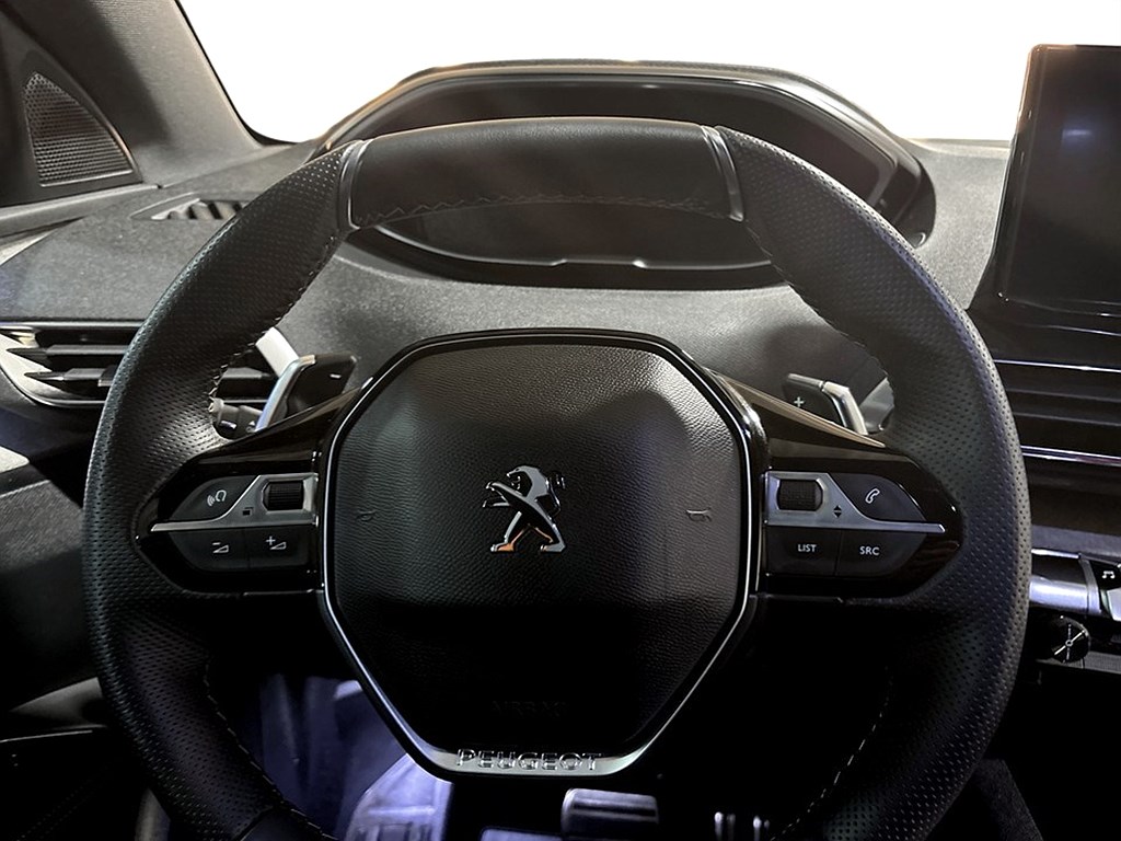 Bild på GT Black Pack 1.2 PT 130hk Aut - B-KAMERA, EN ÄGARE