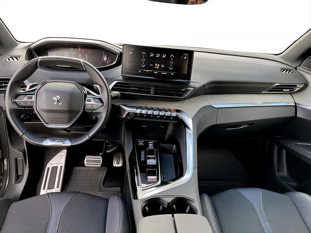 Bild på GT 1.2 PT 130hk Aut - B-KAMERA, CARPLAY
