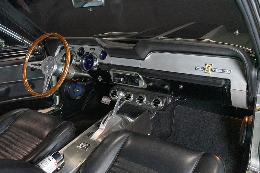 Ford Mustang Fastback ELEANOR TRIBUTE 495hk