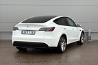 Tesla Model Y Standard Range RWD Dragkrok / Panorama / MOMS