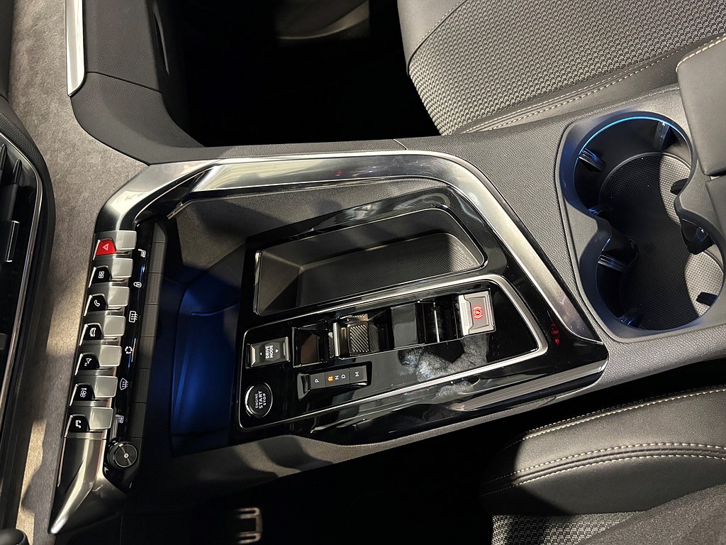 Bild på GT 1.2 PT 130hk Aut - 7-SITS, B-KAMERA, CARPLAY