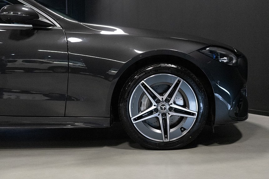 Mercedes-Benz C 300 e AMG Premium Plus paket 313hk